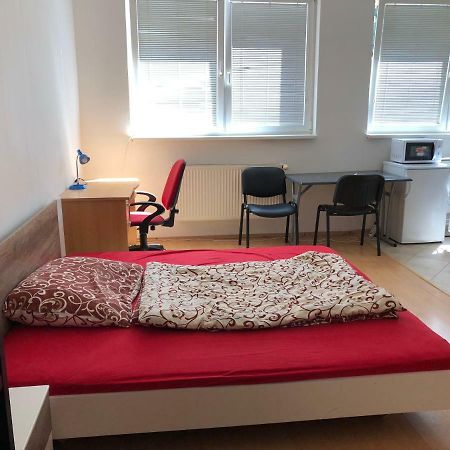 ברטיסלאבה Moonstreet Apartments מראה חיצוני תמונה
