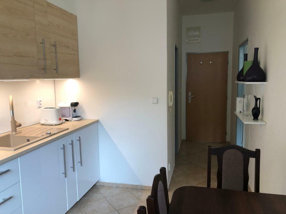 ברטיסלאבה Moonstreet Apartments מראה חיצוני תמונה